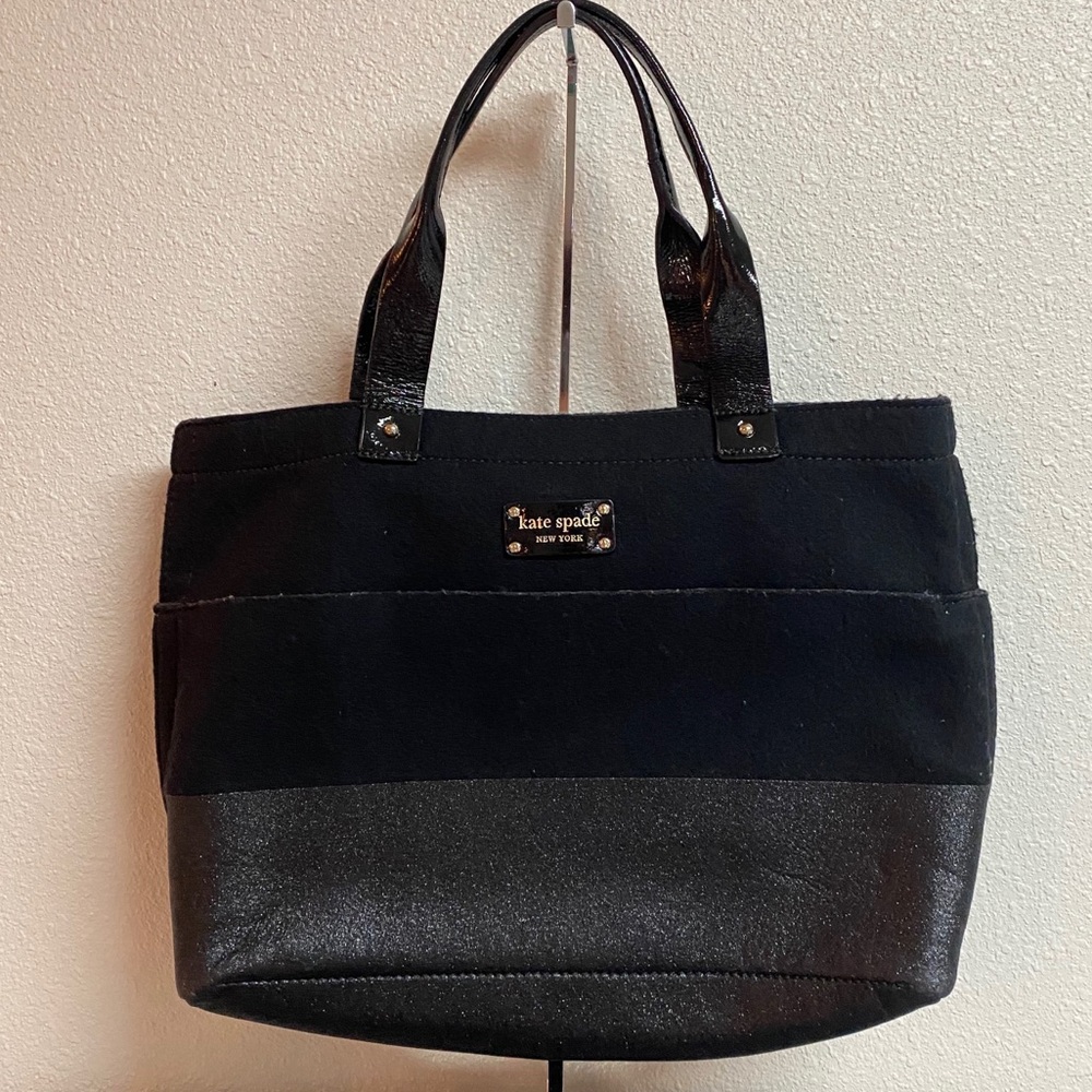 Like New Kate Spade ♠️ Frosted Felt Magazine Tote